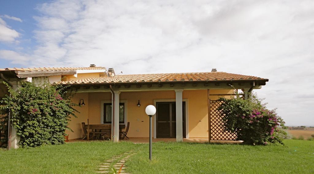 Agriturismo Colle D' Oro Pescia Romana Rum bild