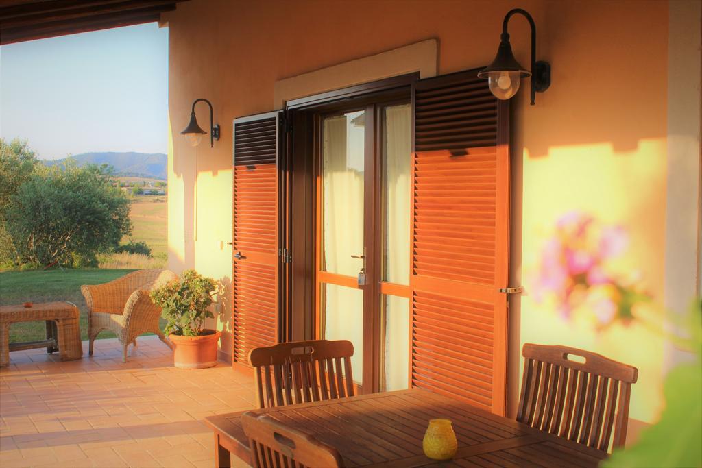 Agriturismo Colle D' Oro Pescia Romana Exteriör bild